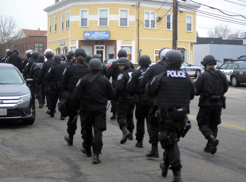Illustration for article titled Scenes From The Watertown Manhunt